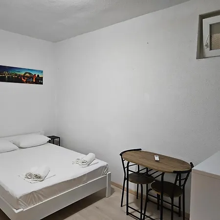 Apartament Anamaria *